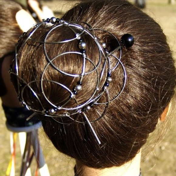 Majestic Hair Flower Accessories Renaissance Fair Hair Cage